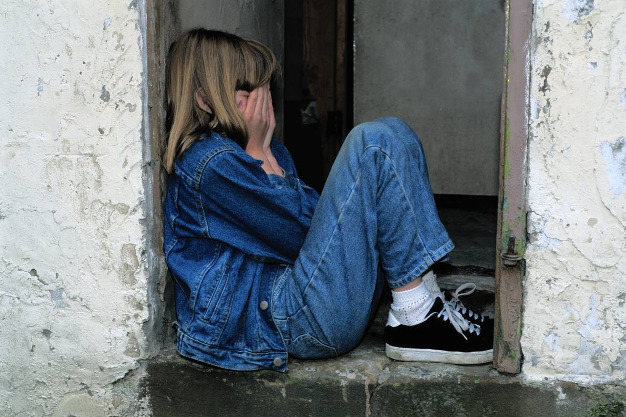 lonely-girl-1